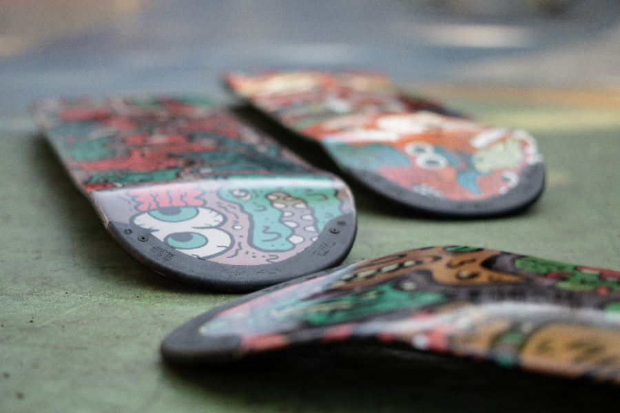 4Msb skateboard deck Doodle exists in three variants, one for each 4Msb pro rider Sérgio André, Rodrigo Leal och Tiago Picomano. With TIPtech for better pop and durability.