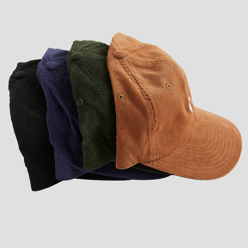 4Msb corduroy caps Quatro in four colors: black, navy, olive and camel.