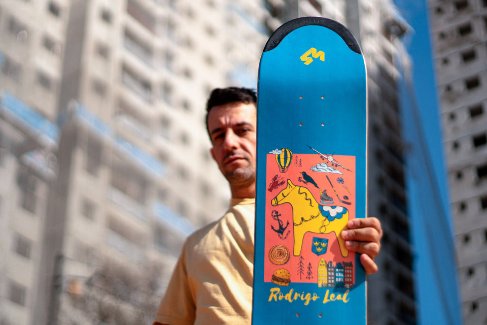 Pro rider Rodrigo Leal with his signature deck Sverige in blue and yellow with TIPtech.