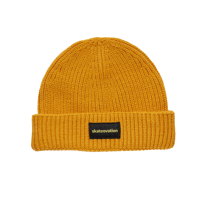 Skateovation harbour beanie core in the color mustard with skateovation embroidered in yellow on black on the front.